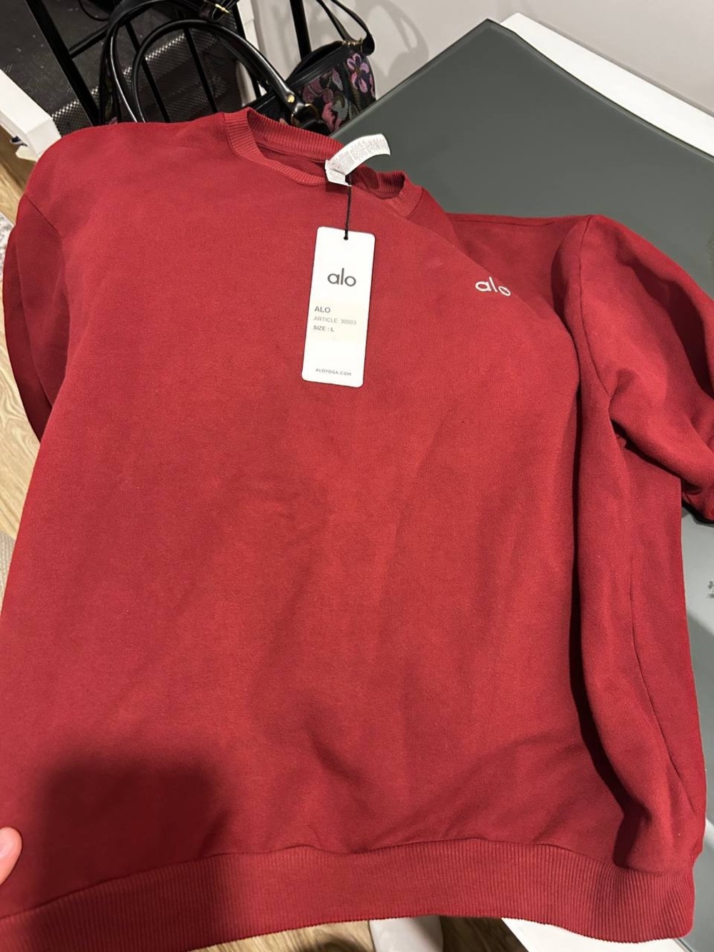 ALO Crewneck Sweatshirt in Burgundy
